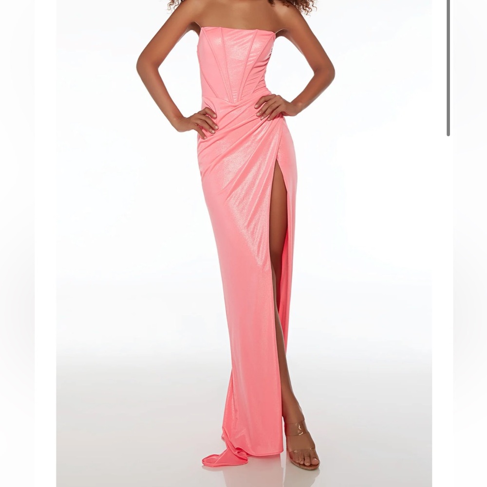 NEVER WORN NWT Alyce Paris Strapless Pink Prom Dress / Gown Size 2